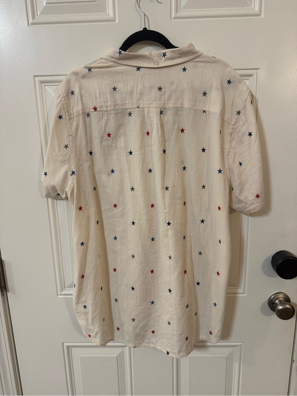 Men's Cream American Patriotic Star-Print Short Sleeve Button-Up Shirt - Picture 4 of 6